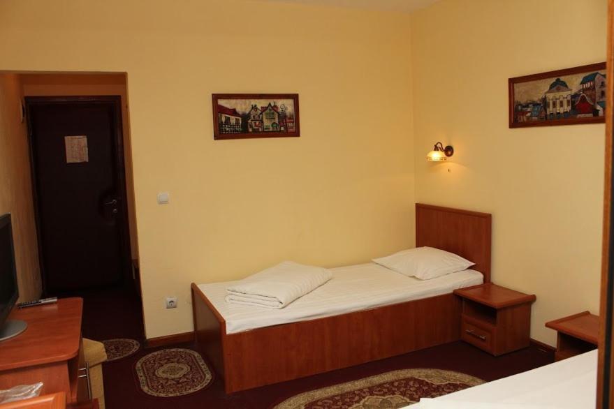 Hotel T23 Iasi Exterior photo